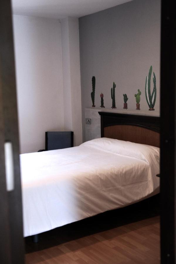 Hotel Vivienda Turistica Yamaries Úbeda Esterno foto