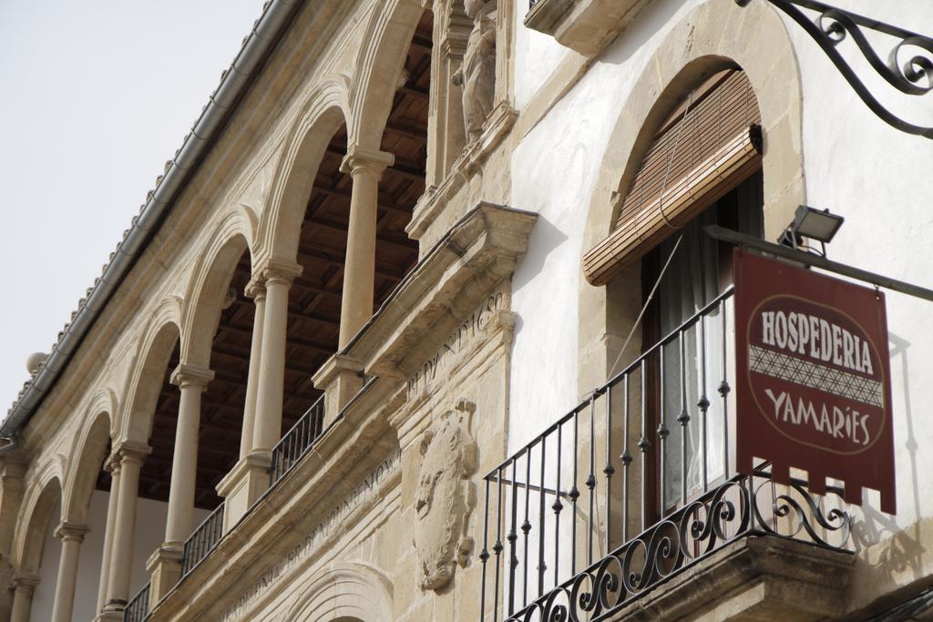 Hotel Vivienda Turistica Yamaries Úbeda Esterno foto